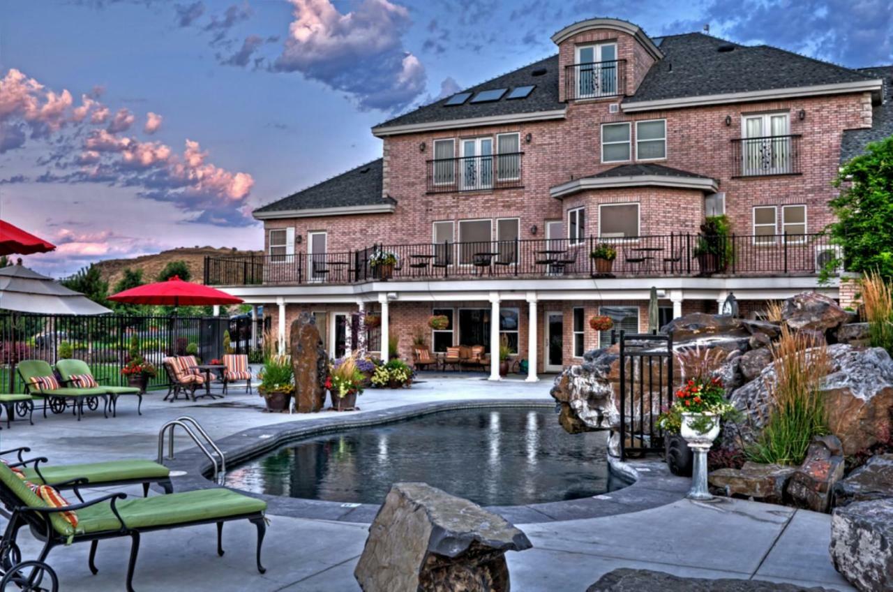 Bed and Breakfast Cameo Heights Mansion And The Vine Fine Dining Restaurant à Touchet Extérieur photo