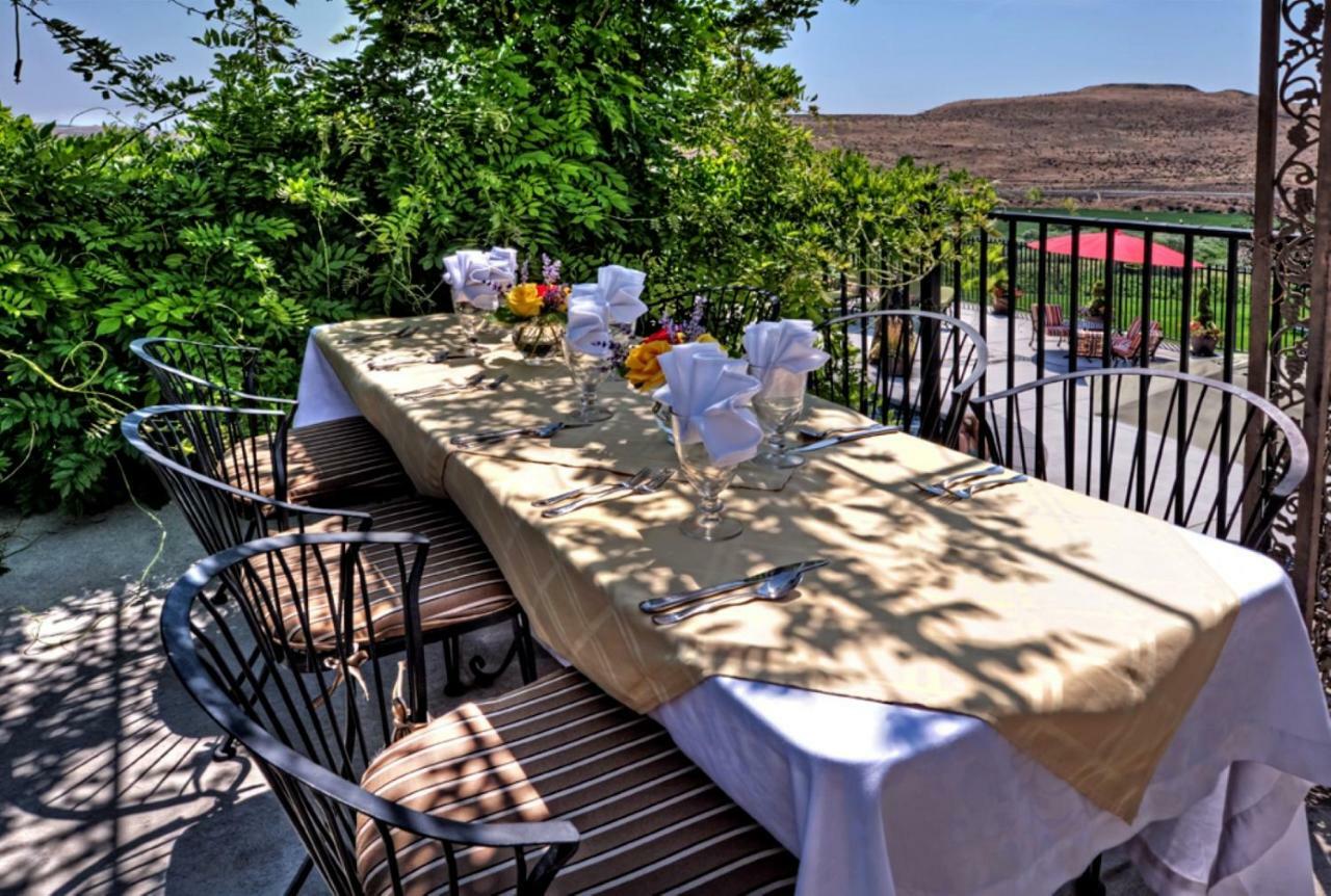 Bed and Breakfast Cameo Heights Mansion And The Vine Fine Dining Restaurant à Touchet Extérieur photo